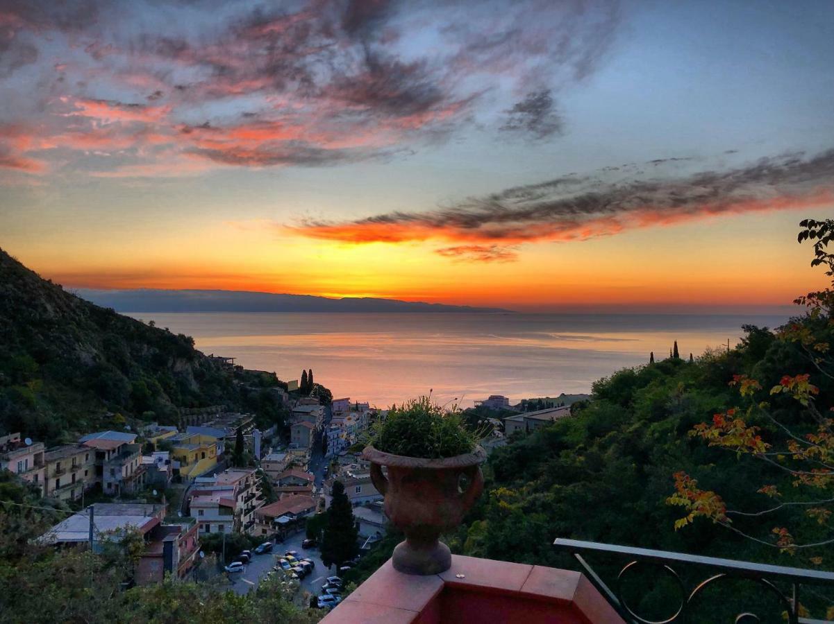 Villa Le Petit Paradis Taormina Exterior foto